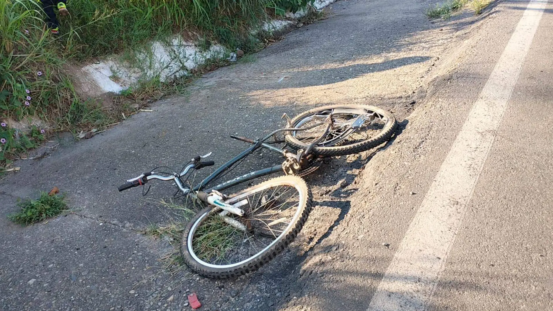 Muere ciclista atropellado